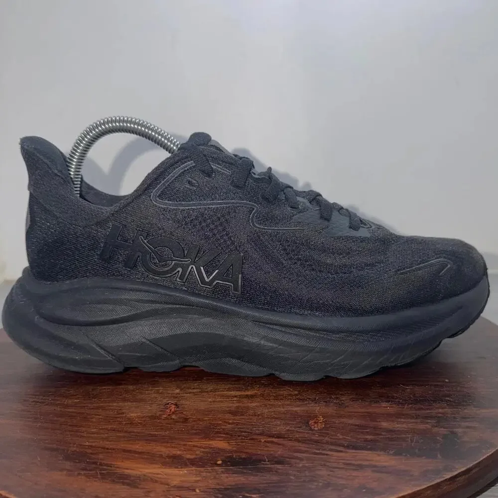 Hoka One One Clifton 10 Womens Size 9 Black Athletic Running Shoes Sneakers